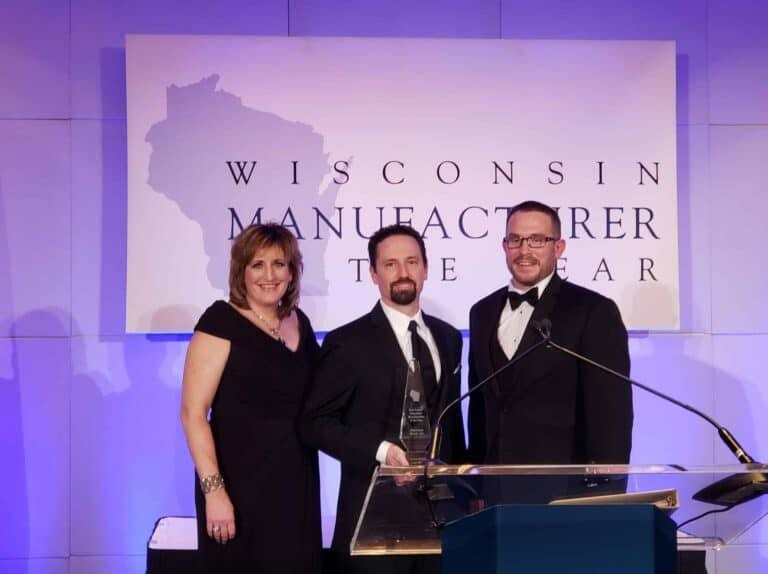 Robinson Metal, Inc., Receives Wisconsin Manufacturer of the Year Award