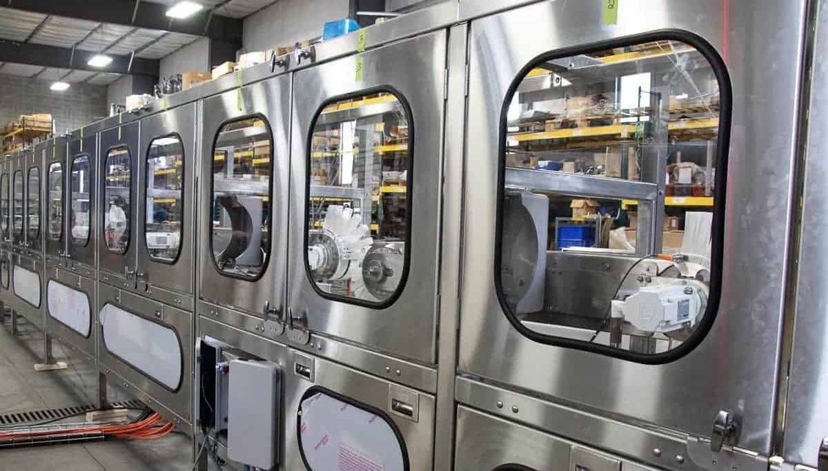 PHC’s laner conveyor offers configuration flexibility options